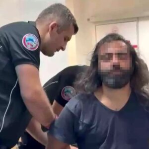 aksarayda kanli restoran baskini tk51gdTU