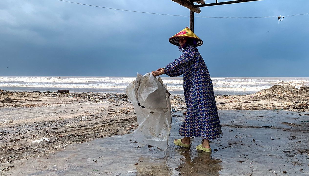 bualoi tayfunu vietnama ulasti 1 olu 12 balikci kayip Uq7sMdPG