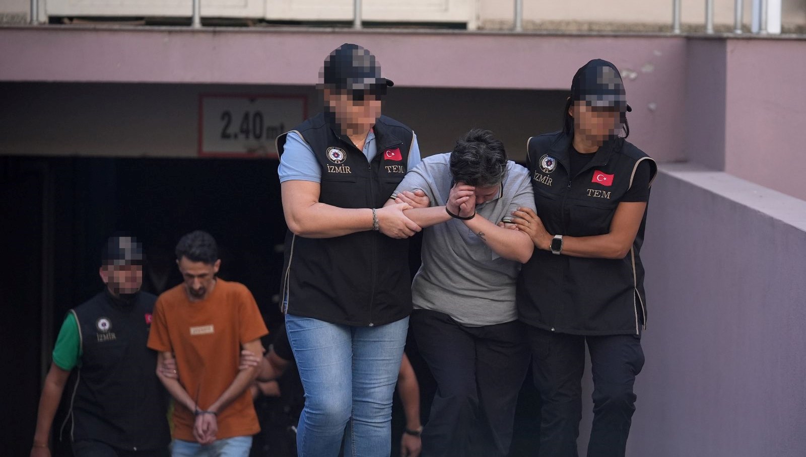 izmir karakol saldirisi saldirgan ve diger supheliler adliyeye sevk edildi gHDEeaYy