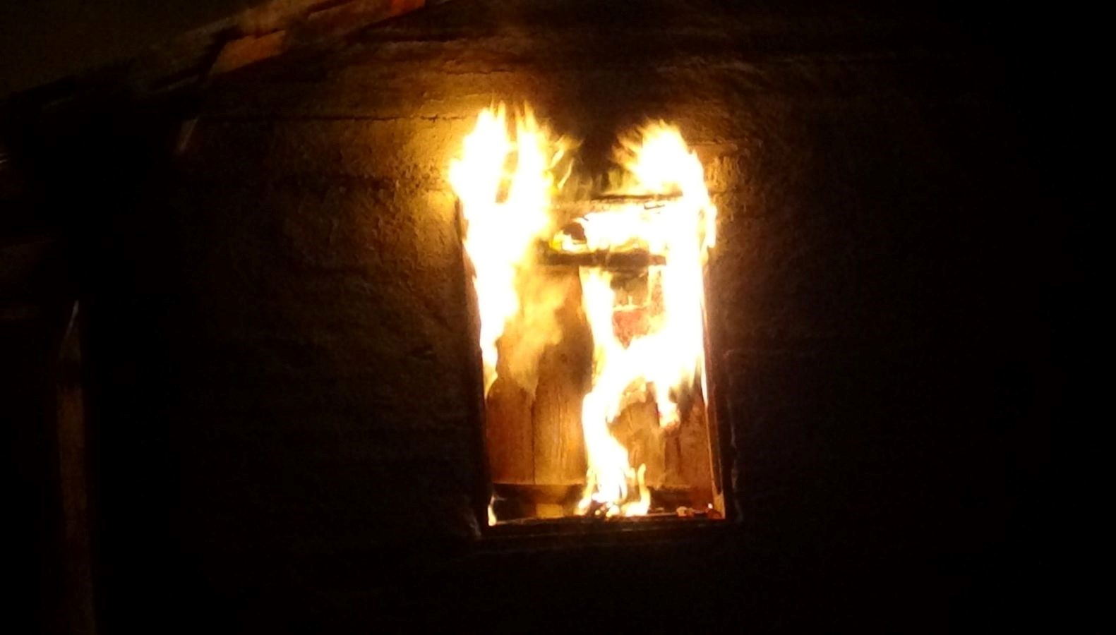 boluda samanlik alev alev yandi 98YhmgqX