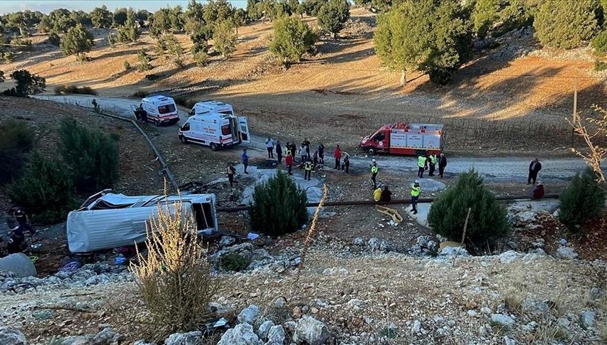 mersindeki feci kazadan bir aci haber daha can kaybi altiya yukseldi DZK5JjFt.jpg