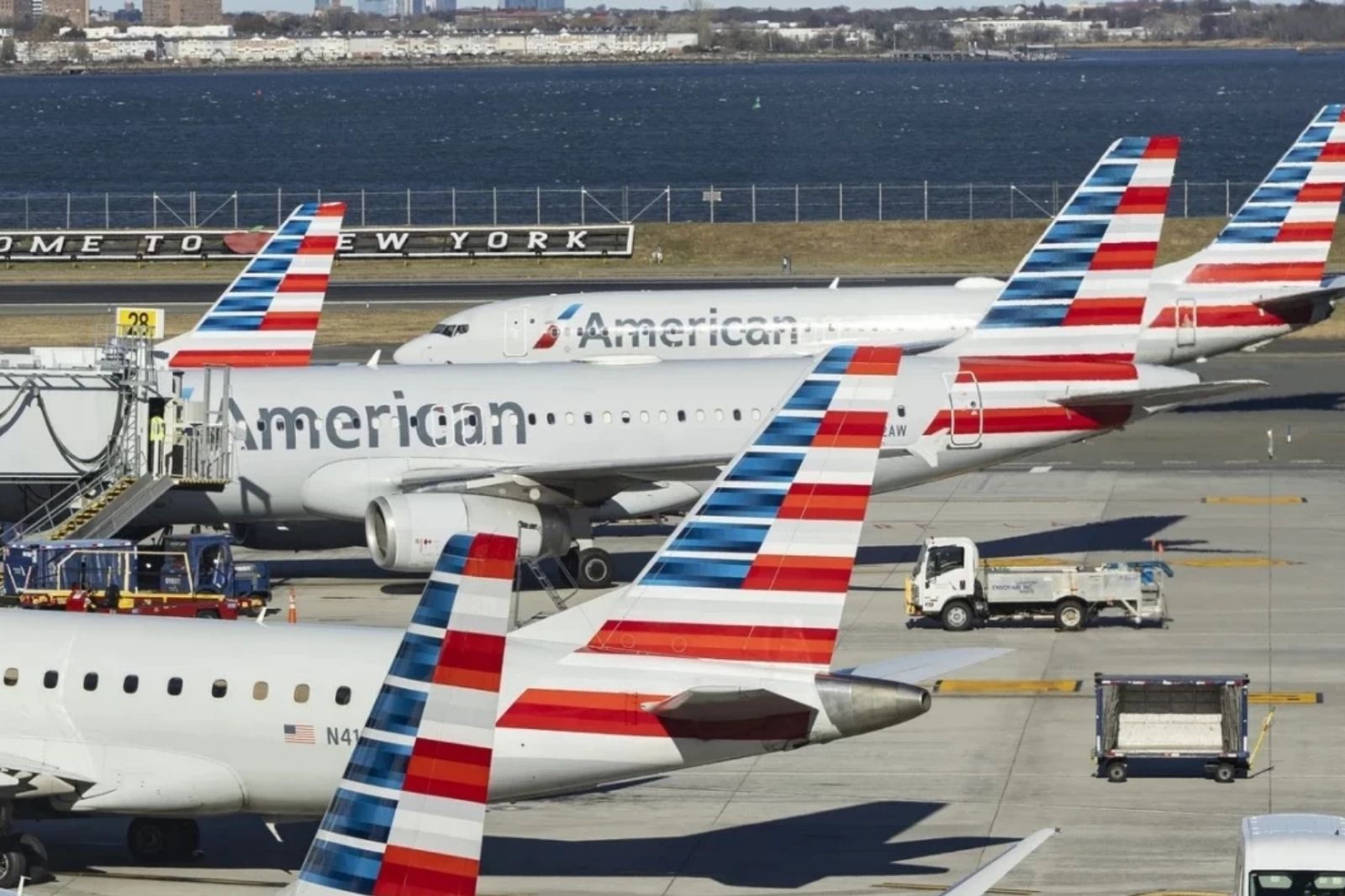 abd ulastirma bakani sean duffy 40 havalimaninda kapasitenin dusuruldugunu duyurdu ism7TUkG.jpg