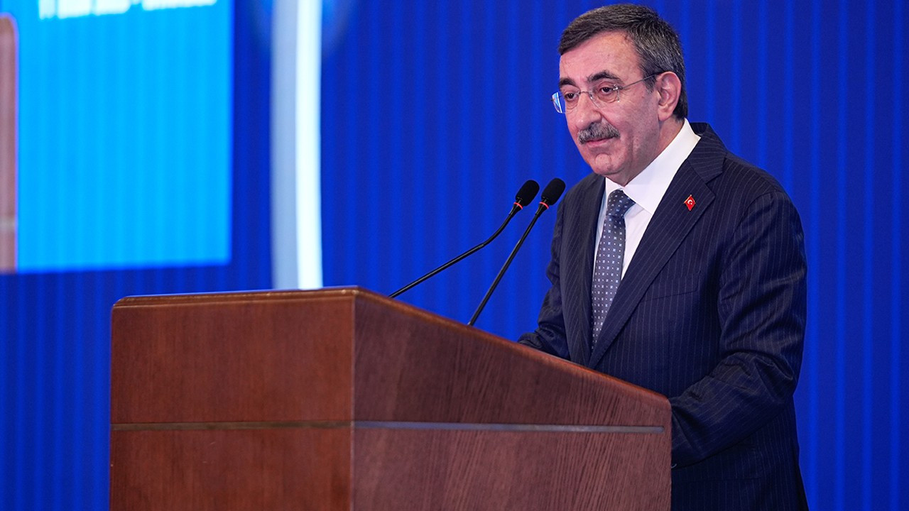 cumhurbaskani yardimcisi yilmaz yilliklandirilmis ihracat 270 milyar dolari asarak rekor kirdi S28AYer1.jpg