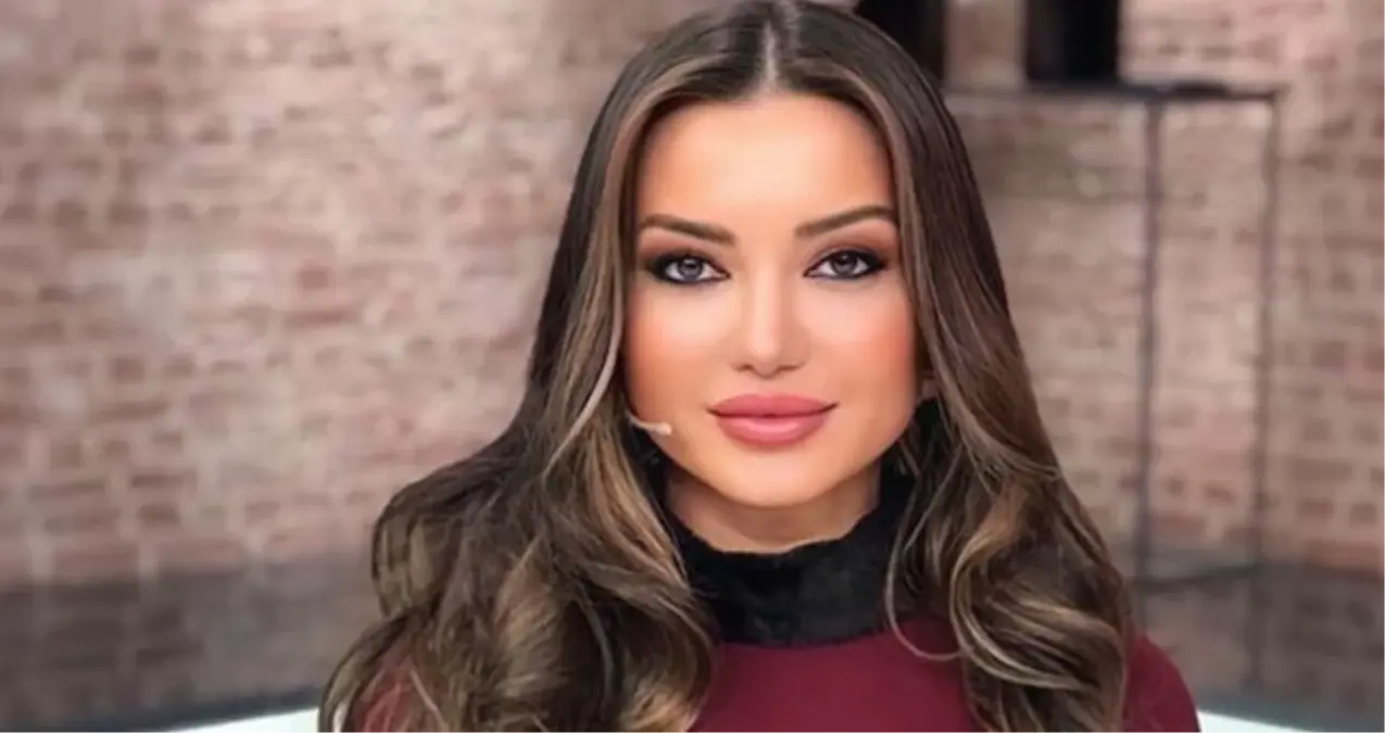 esra ezmeci kimdir esra ezmeci kac yasinda estetik mi yaptirdi GwSWC4YA.jpg