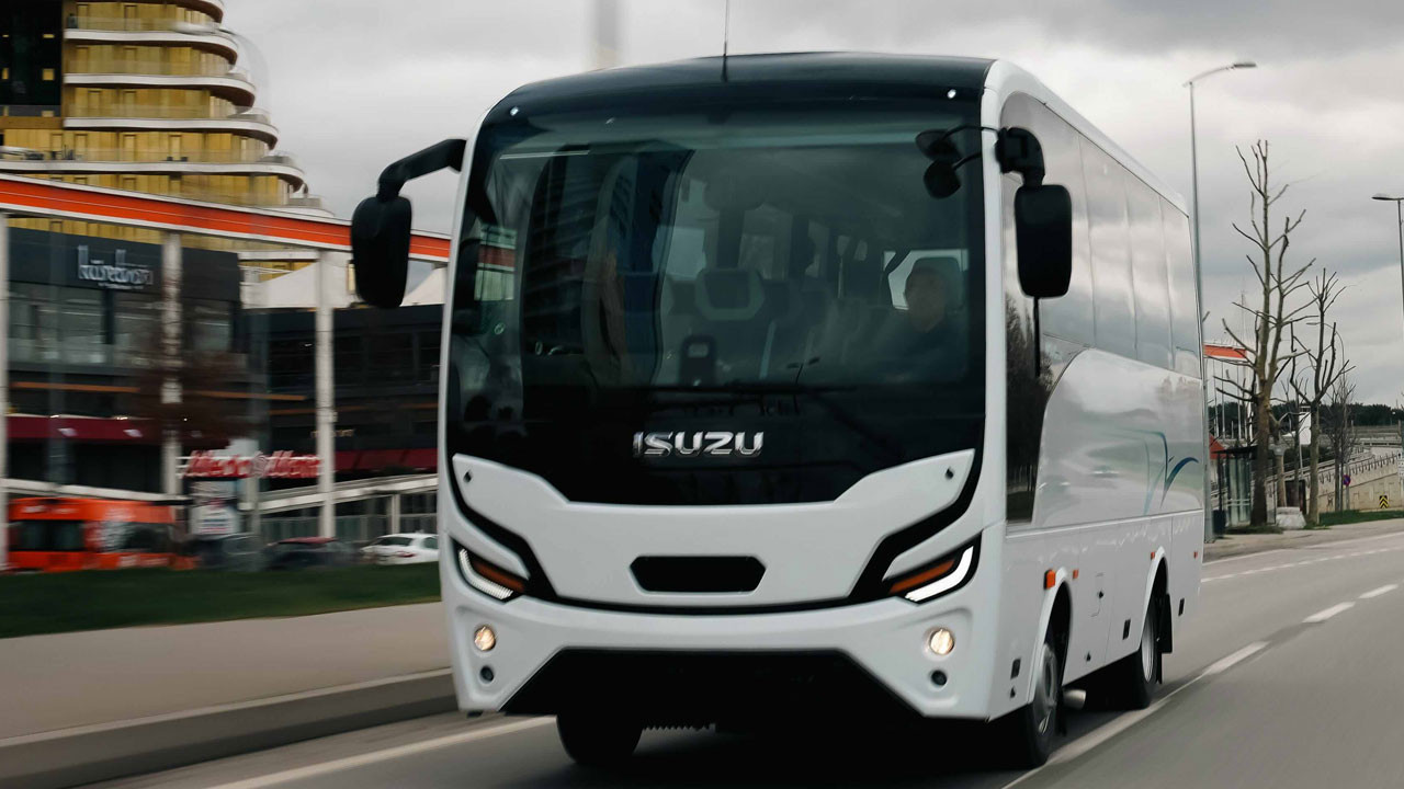 Anadolu Isuzu'dan yenilenen NovoLux