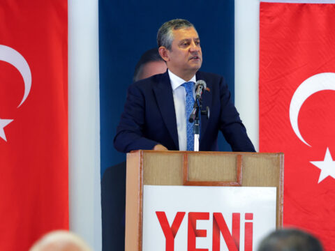 Yeni partiye katilim dalgasi 200e yakin belediye baskani harekete gecti kxg5XrLr